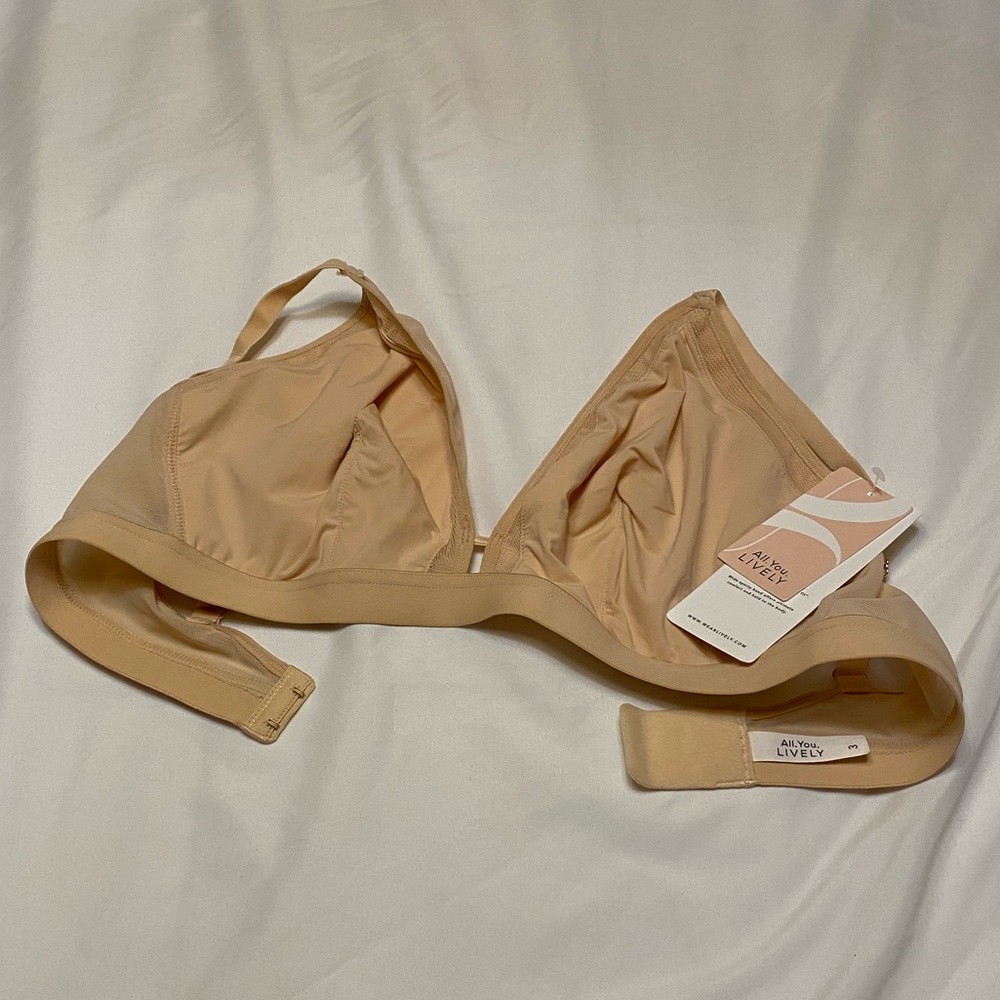 Brand new LIVELY bra